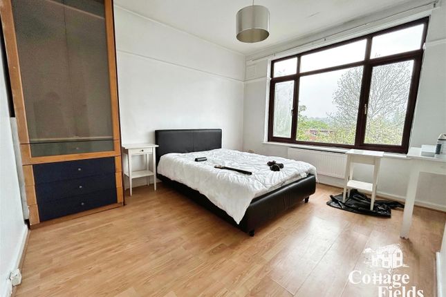 Thumbnail End terrace house to rent in Slades Gardens, Enfield