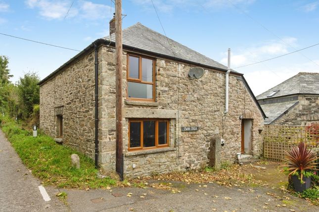 3-bed detached on Twin Trea, Trewint,, £200,000