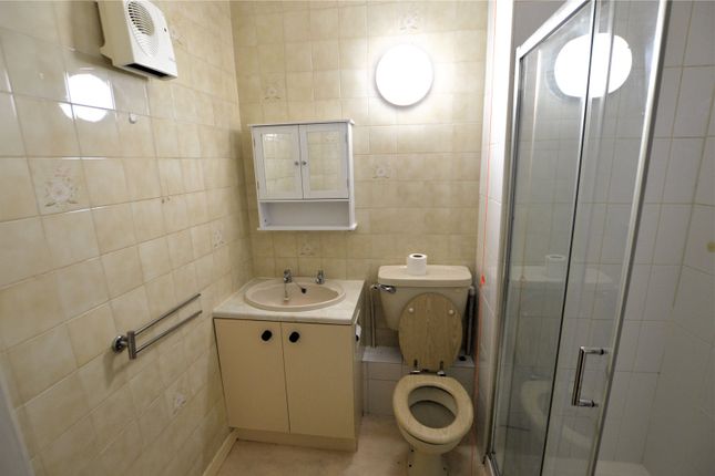 Flat for sale in 39 Home Paddock House, Deighton Road, Wetherby, West Yorkshire