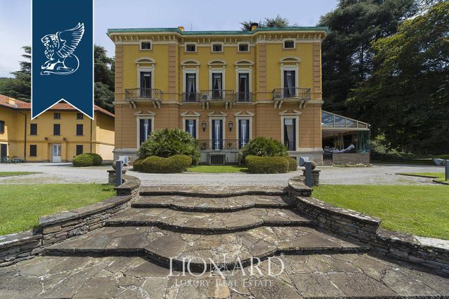 Villa for sale in Bergamo, Bergamo, Lombardia