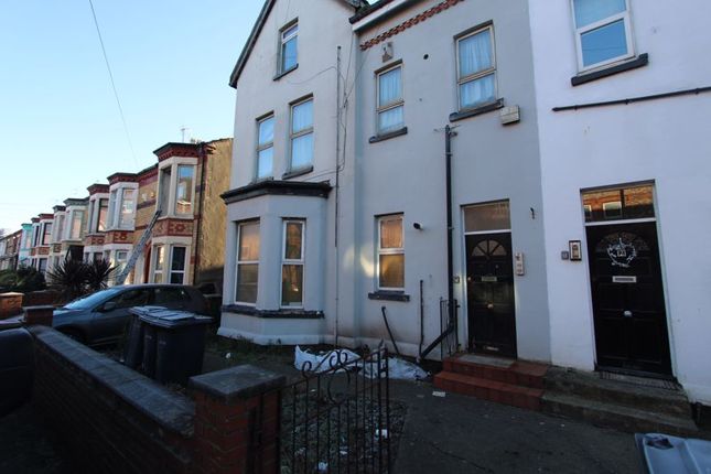 Flat for sale in Hereford Road, Seaforth, Liverpool