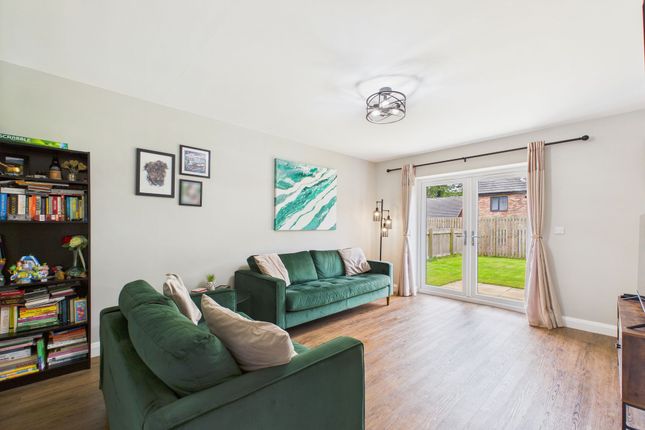 17 Meadow View, Frizington photo 3