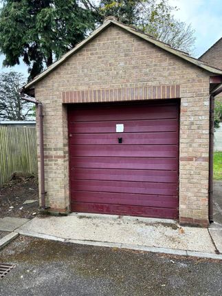 Thumbnail Parking/garage to rent in Park View Road, Welling
