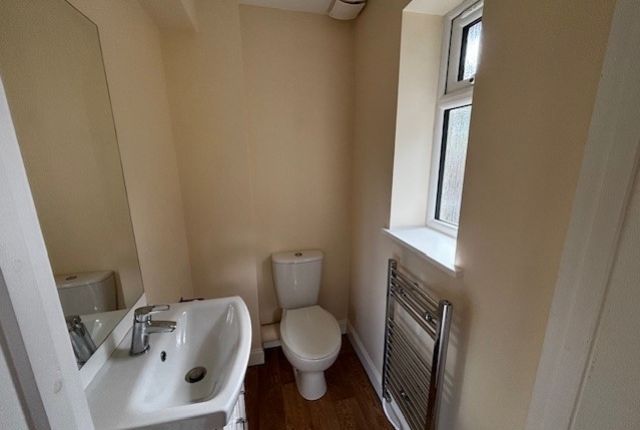 2a, Speyside Close, Carterton photo 4