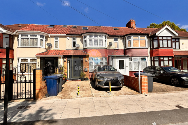 Thumbnail Terraced house for sale in Park Avenue, Southall