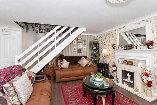 28, Gwynne Close, Tring photo 3