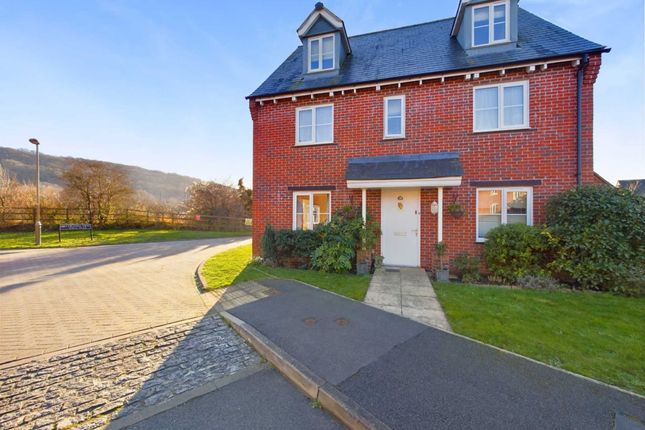 Thumbnail Detached house for sale in Hillside View, Chinnor