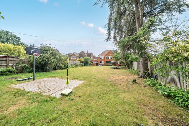 32, The Drive, Hertford photo 4