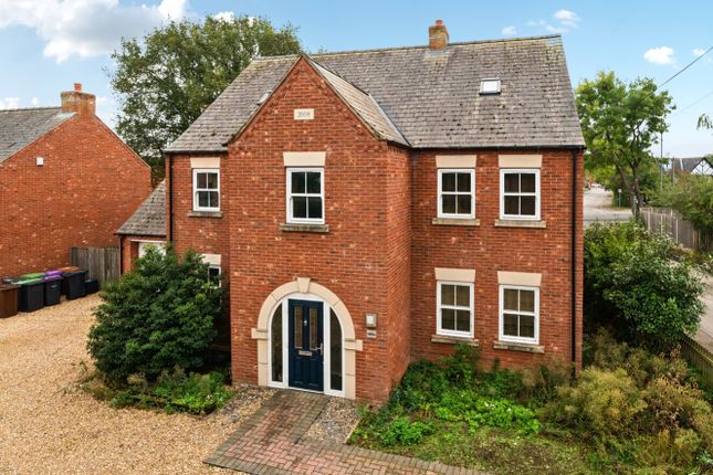 1362343-4-68E5059c2A9c2-Arw-1