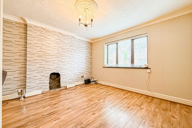 23 Almond Court, Liverpool photo 4