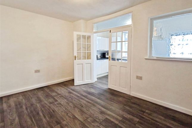 106, Harriet Street, Manchester photo 3