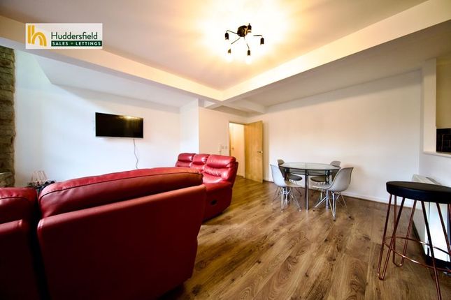 Apartment 201, Quarry Bank Mill, Stoney Lane, Huddersfield photo 5