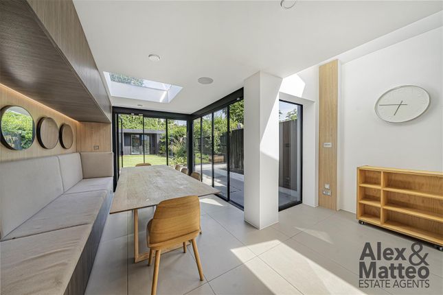 12, Gomm Road, London photo 3