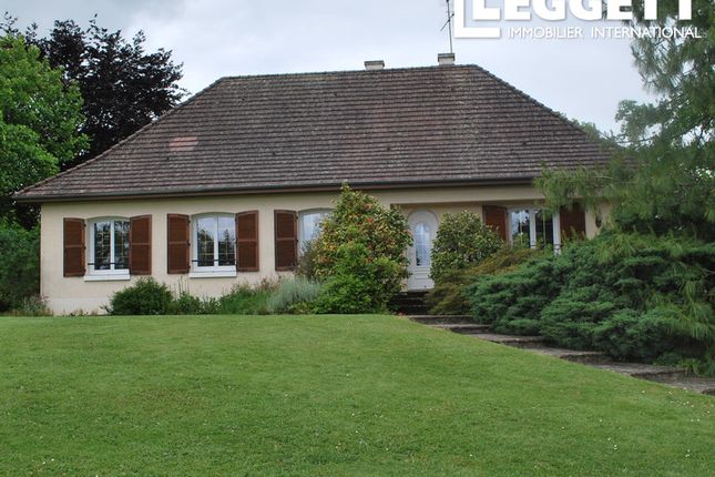 Thumbnail Villa for sale in Nouic, Haute-Vienne, Nouvelle-Aquitaine