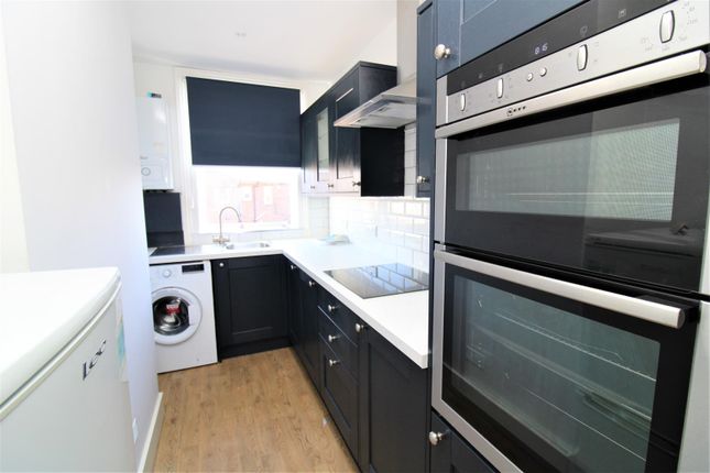 Flat to rent in Portland Road, Hove