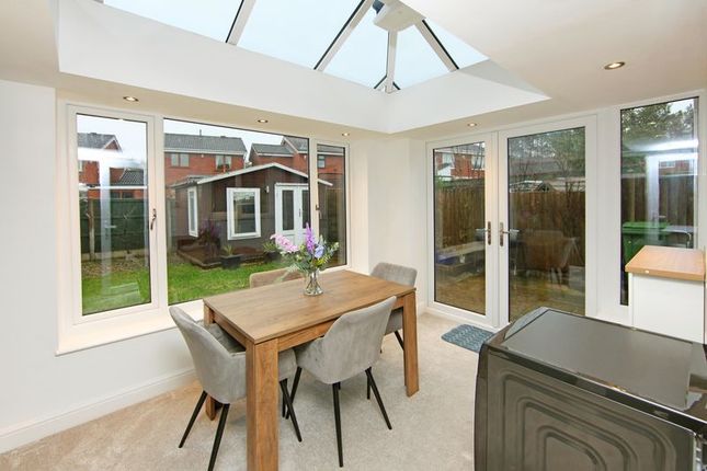 2, Sweet Chestnut Grove, Telford photo 3