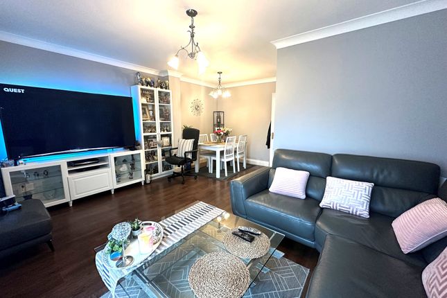 15, Signal Close, Henlow photo 5