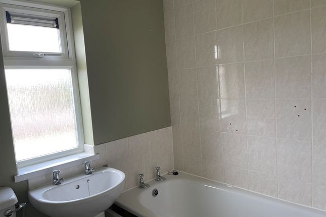 23, Dicketts Road, Corsham photo 3