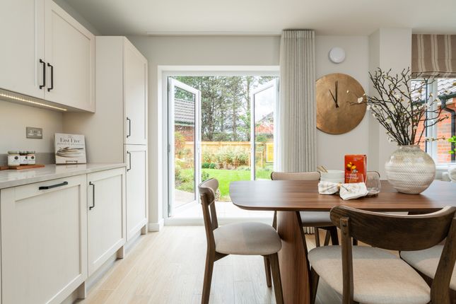 111, Larch Road, Dawlish photo 3