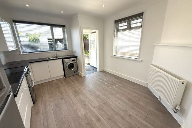 Herbert Avenue, Poole photo 3