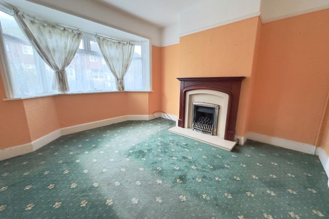 41, Marlborough Avenue, Weymouth photo 2