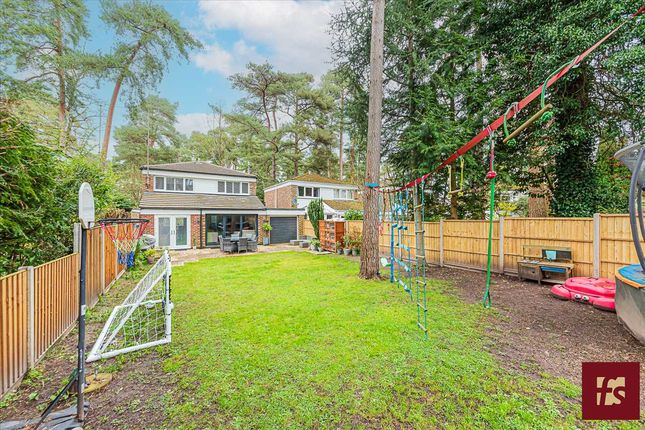 Property for sale in Heathermount Drive, Crowthorne