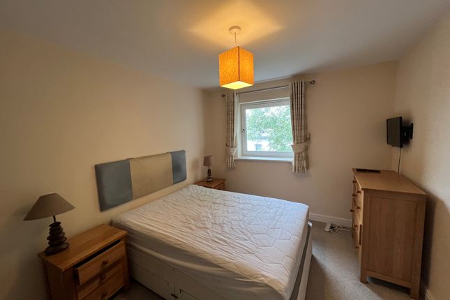 Flat 33, Crawley photo 4