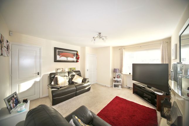 55 Beacon Green, Skelmersdale photo 3