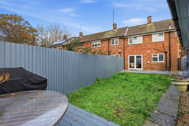 12 Boleyn Gardens, Brentwood photo 4