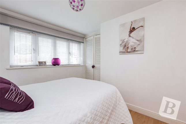 End terrace house for sale in Grosvenor Drive, Loughton, Essex