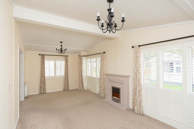 Bungalow for sale in Chandlers Lane, Chandlers Cross, Rickmansworth, Hertfordshire
