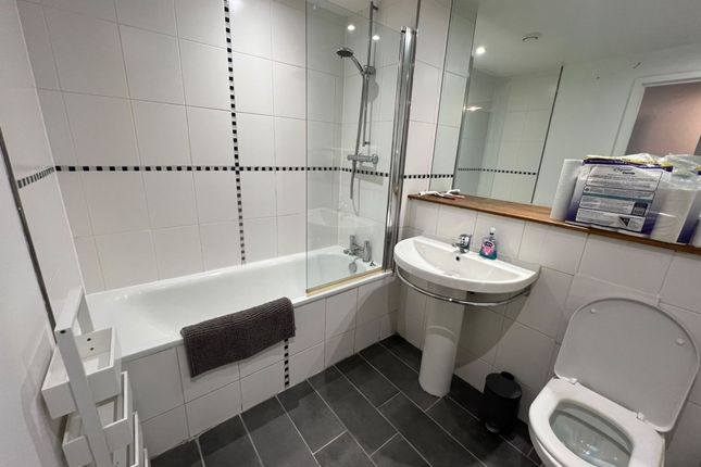 17 Star Apts, 526 Fishponds Road, Bristol photo 4