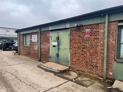 Thumbnail Industrial to let in Elbourne Trading Estate, Crabtree Manorway South, Belvedere, Kent
