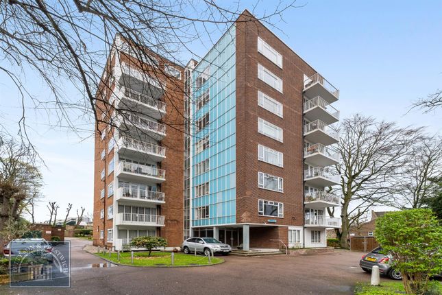 Thumbnail Flat for sale in The Hollies, New Wanstead, Wanstead
