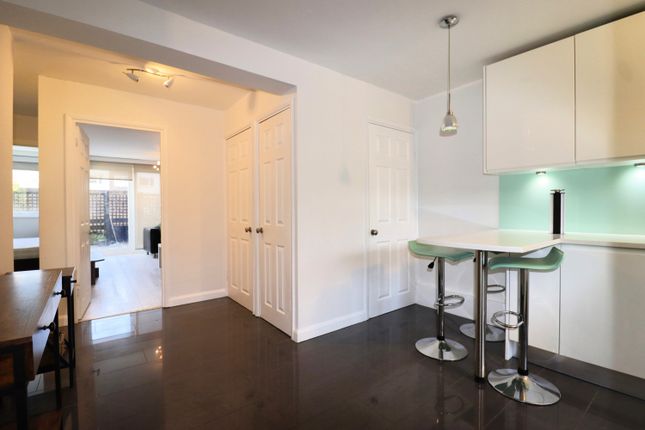 21 Otho Court, Augustus Close, Brentford photo 5