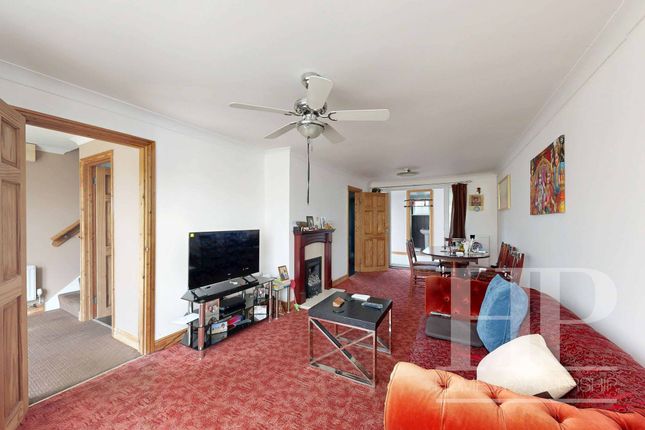 52 Cherry Lane, Crawley photo 2