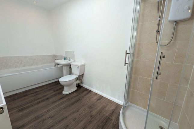 150, Bolton Lane, Bradford photo 4