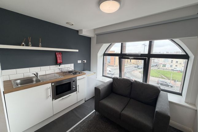 118-124 Edge Lane, Merseyside, L7 photo 2