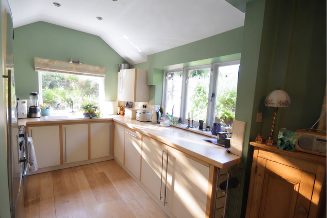 47 Radcliffe New Road, Whitefield, Manchester photo 4