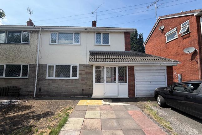 3-bed house on 22, Double Row, Dudley, £1,100/mo