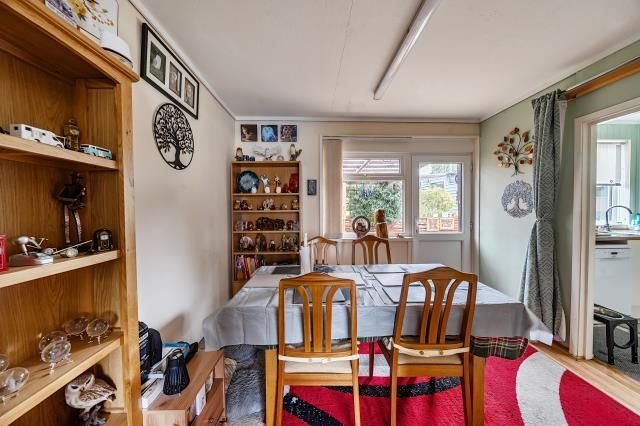 22, Waynflete Road, Oxford photo 4