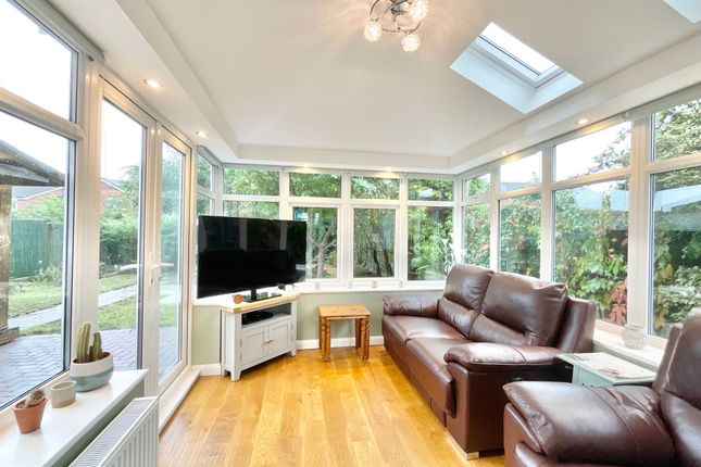 11 Springwell Close, Crewe photo 3