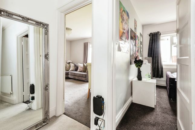 Flat for sale in The Mount, Coulsdon