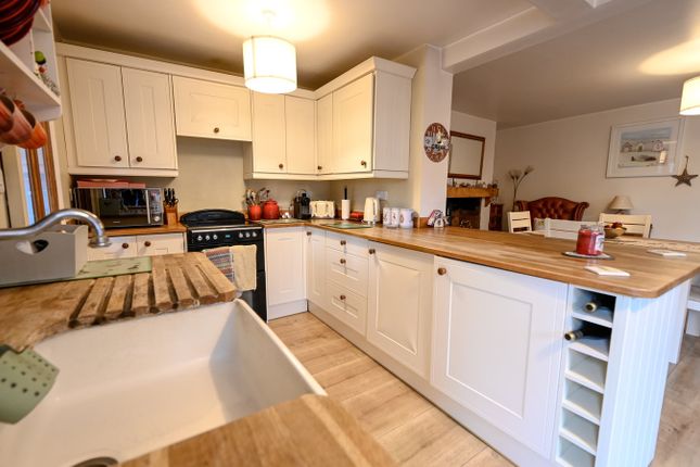 19, Greenhill Road, Wimborne photo 4