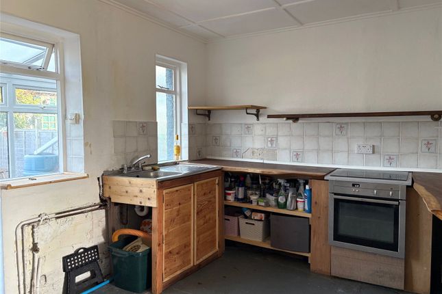 4, Cokers Elm, Honiton photo 2