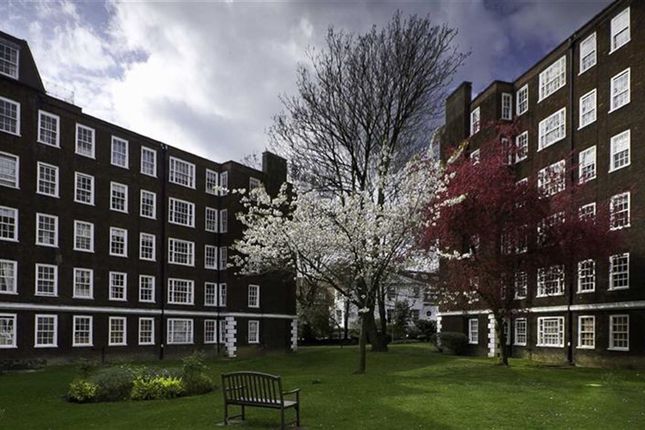 Flat to rent in Eton College Road, London, London