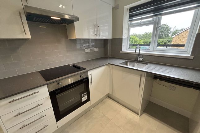 42A,, Frimley High Street, Camberley photo 4