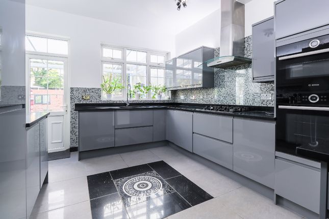 Semi-detached house for sale in Broomfield Avenue, London