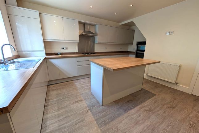47, Norfolk Street, Colne photo 3