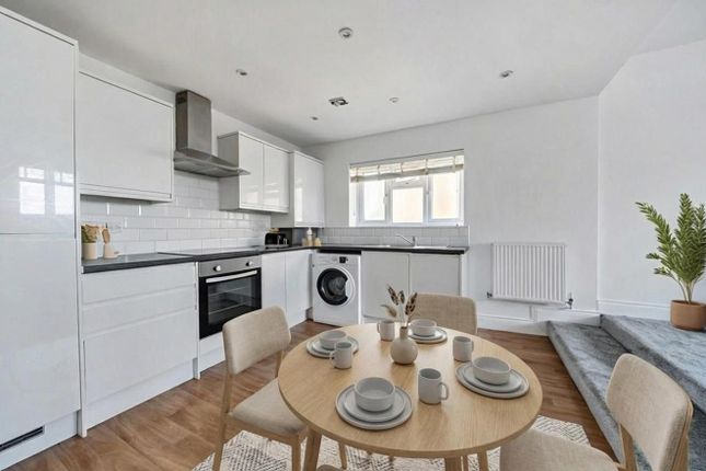 37A,, High Street, Chislehurst photo 4